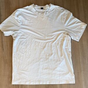 Lululemon White Zeroed-In Tee (L)